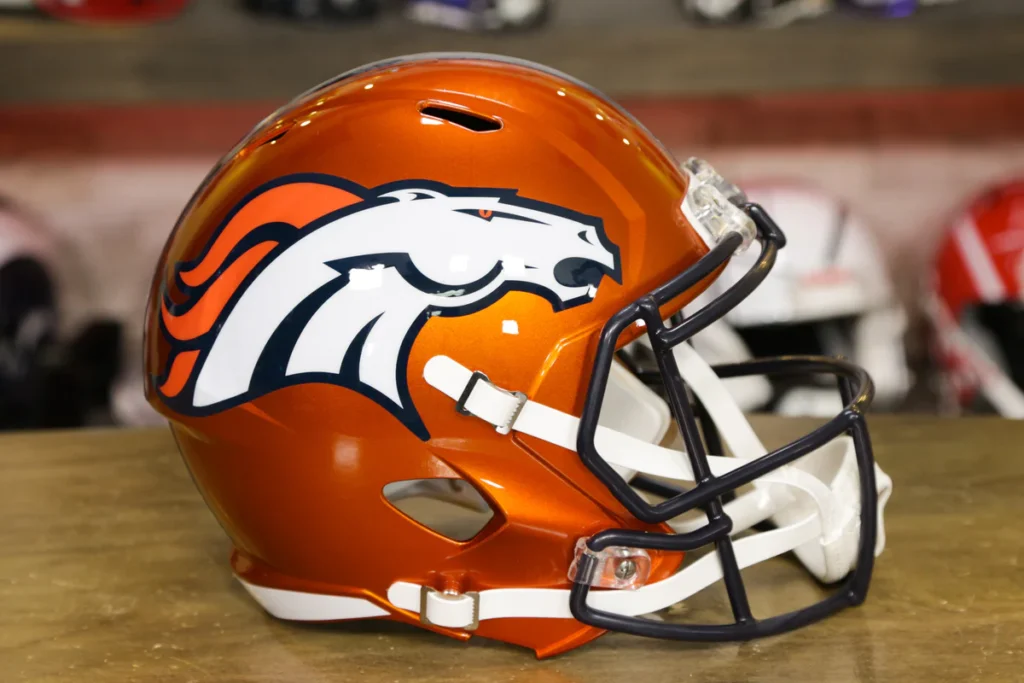 DenverBroncosRiddellFlashHelmet05_41211bb1-3f83-4570-9181-79179b2f7d18_1200x1200