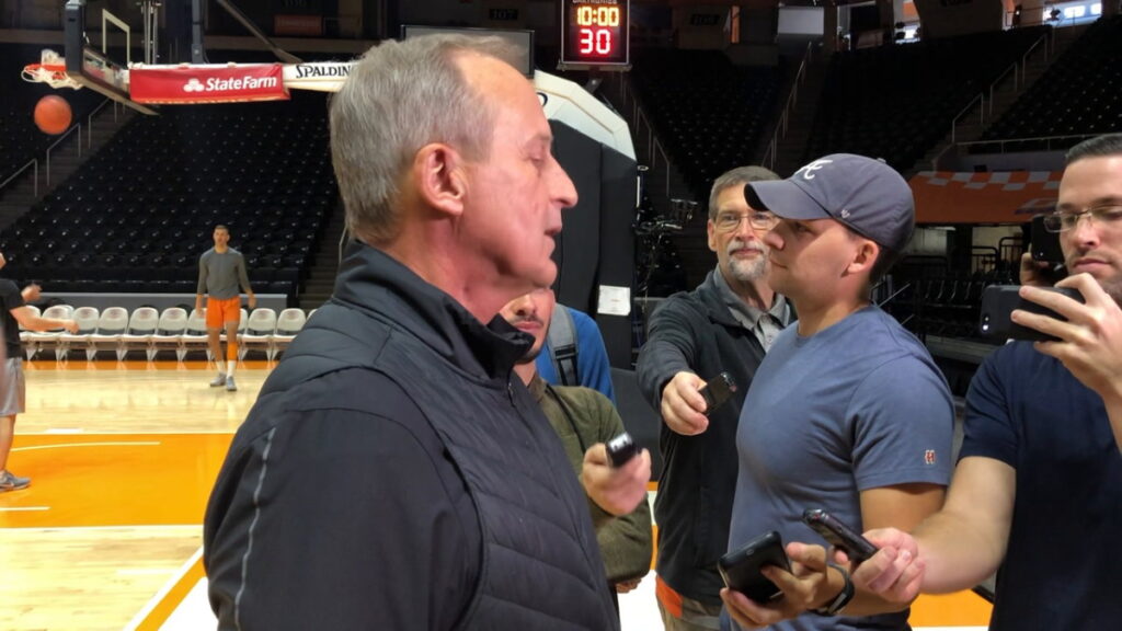 MBA Report: Rick Barnes leaving Tennessee will take Year to unveil other….