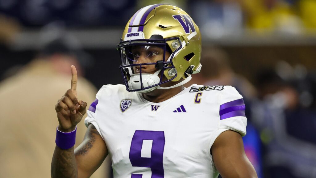 Surprise Deal: Atlanta Falcons “Atlanta Falcons Eye Former Huskies Quarterback in NFL Draft” despite spending $180 million