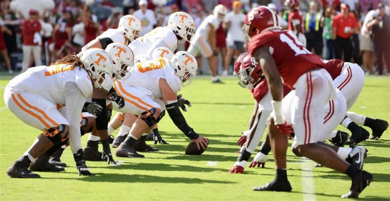 Tennessee Football: Initial Betting Lines Established for Five Upcoming Games