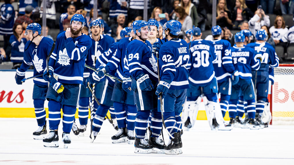 Toronto-Maple-Leafs-celebration