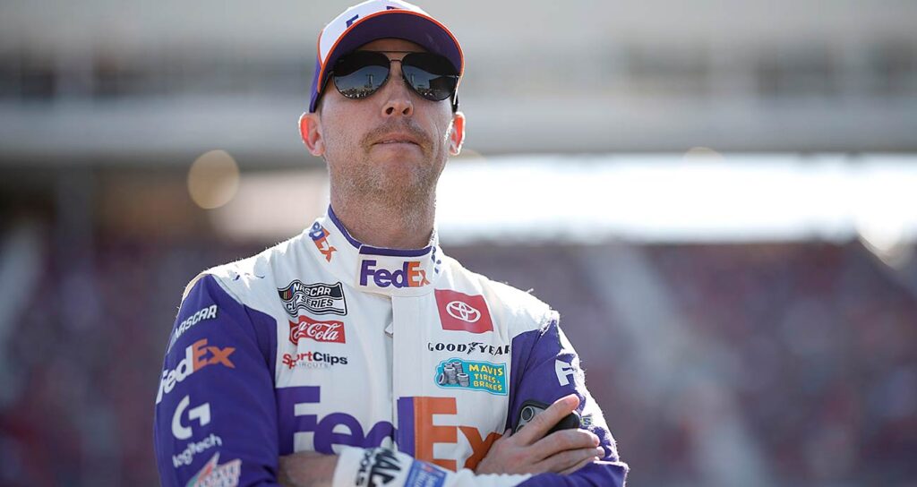 2023-nov22-denny-hamlin-1-main-image