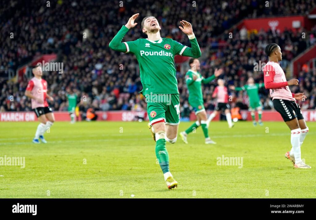 walsalls-tom-knowles-rues-a-missed-chance-during-the-emirates-fa-cup-third-round-match-at-st-marys-stadium-southampton-picture-date-saturday-january-6-2024-2WARBMY