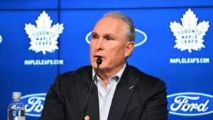 “Leafs Head Coach Craig Berube Urges Management to Bolster Roster with Key Depth Forward Signing”