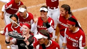 Read more about the article Groundbreaking Partnership: Oklahoma Sooners Softball to Feature on 2026 PlayStation Softball Cover 