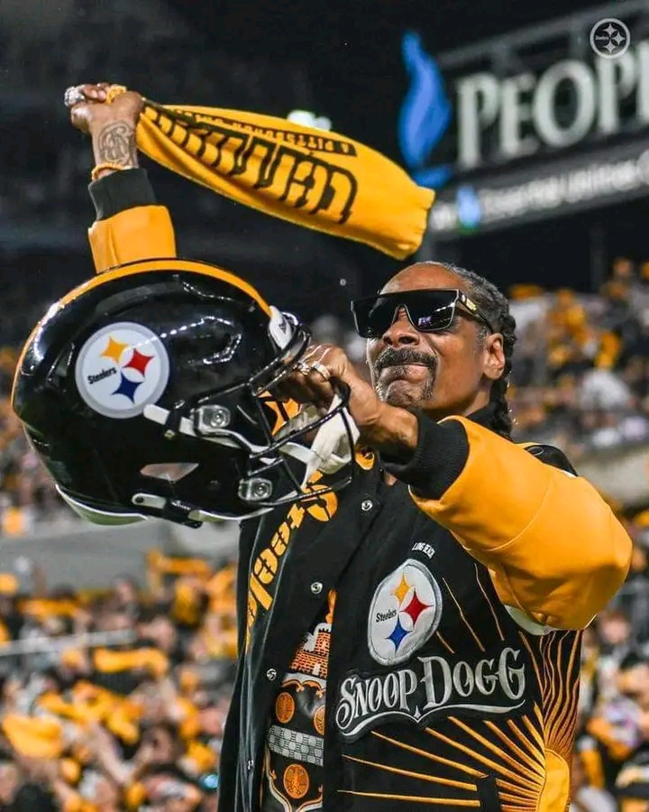 Read more about the article DEAL ACCEPTED: Netflix Releases Documentary “The Heart of the Pittsburgh Steelers: A Journey Through Team and Band” Chronicling 2024 Championship Season 