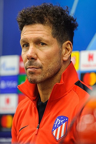 You are currently viewing “Tristes noticias: el entrenador del Atlético de Madrid, Diego Simeone, ha sido arrestado tras rescindir el contrato de 4 jugadores debido a…”