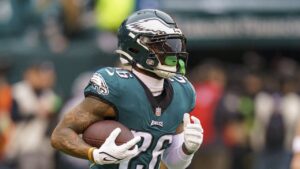 Read more about the article Done Deal: Eagles Sign RB Miles Sanders to Four-Year Contract, Free Up $49.4M in Cap Space