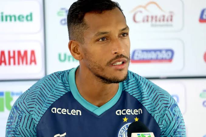 You are currently viewing O técnico do Clube Atlético Mineiro aprovou uma troca, concordando em negociar três de seus jogadores em troca da chegada de David Duarte à equipe.