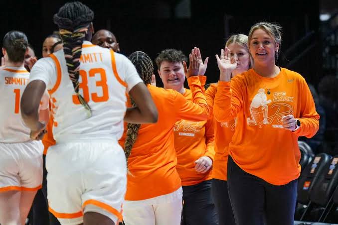 You are currently viewing Lady Vols Make History with PlayStation Partnership, Becoming First Collegiate Team on Video Game Cover