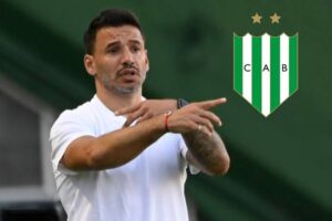 Read more about the article NOTICIA IMPACTANTE: el entrenador de Club Atlético Banfield, Ariel Broggi, anuncia la llegada de un delantero estrella como reemplazo de un jugador clave involucrado en un accidente…