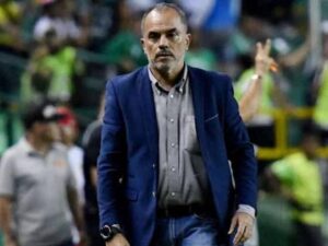 Read more about the article “¡Estoy de vuelta! El exentrenador de Deportes Tolima, Jaime de la Pava, regresa al equipo, cumpliendo su promesa.”