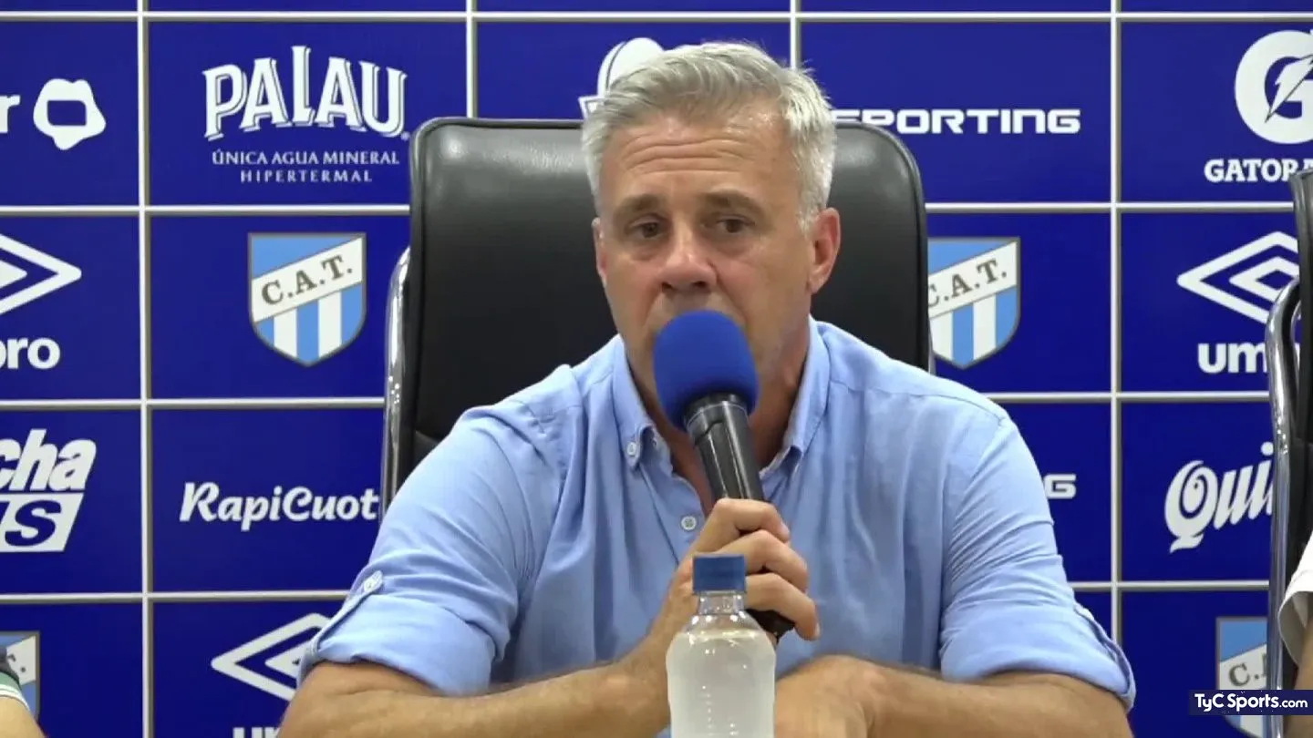 You are currently viewing ¡Exactamente lo que los fanáticos querían escuchar! El entrenador de Atlético Tucumán anuncia oficialmente nuevos planes de juego y estrategias para llevar a su equipo a un puesto entre los cuatro primeros…