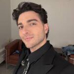 “Me ne vado per sempre! Valentín Castellanos, capocannoniere della Lazio, annuncia il suo addio dopo il contenzioso con il tecnico riguardo all’aumento di stipendio.”