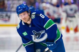 Shocking announcement: Vancouver Canucks key player announced his contract termination and……… read more 