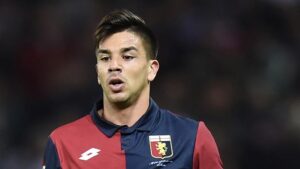 È tornato: Giovanni Simeone ha annunciato il suo ritorno al Genoa il…