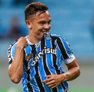 “manchete chocante”Sure! Here’s the translation of your headline into Portuguese: Pepe é Banido da Carreira no Futebol Após Acidente Trágico – Estrela Estaria em Coma Após Incidente Misterioso Nesta Manhã…………………………
