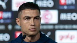 “Reviravolta Chocante no Futebol: Cristiano Ronaldo Planeia Demitir-se, Deixando o Mundo do Desporto em Choque Devido a… ver mais…”