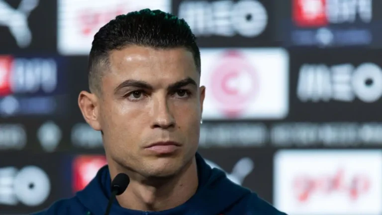 “Reviravolta Chocante no Futebol: Cristiano Ronaldo Planeia Demitir-se, Deixando o Mundo do Desporto em Choque Devido a… ver mais…”