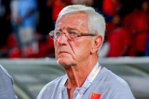 “Notizia straziante: Marcello Lippi ricoverato d’urgenza dopo un improvviso malore — I medici confermano la diagnosi di cancro del sangue in una conferenza stampa emozionante a causa di………….