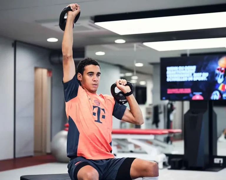Gute Nachrichten: Jamal Musiala wird beim Spiel FC Bayern München gegen RB Leipzig zurecht dabei sein