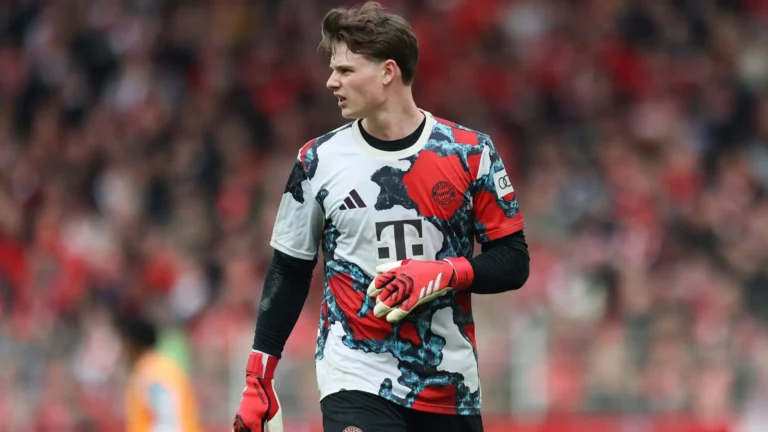 Was für ein Abschied: Jonas Urbig verlässt den FC Bayern wegen ausbleibender Gehaltserhöhung
