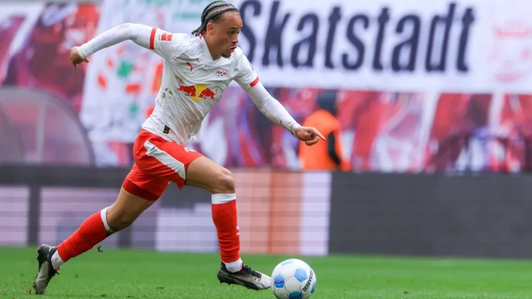 Eilmeldung: Xavi Simons’ Leistung sendet eine Panikbotschaft an die Bundesliga – Er führt RB Leipzig an die Spitze