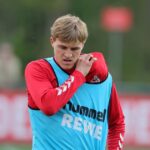 Eilmeldung: Jonas Urbig ist neuer Stammtorwart beim FC Bayern, bestätigt Vincent Kompany