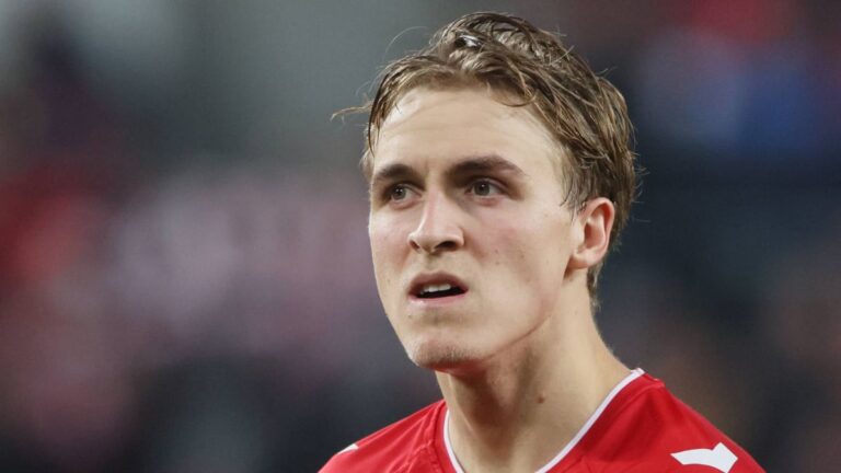 Was für ein Abschied: Timo Hübers verlässt den 1. FC Köln nach Gehaltskompromiss