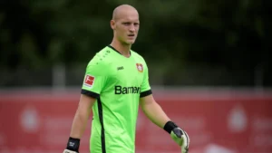 Panik bei Bayer Leverkusen: Niklas Lomb könnte den Abgängen folgen – Interesse am Team schwindet